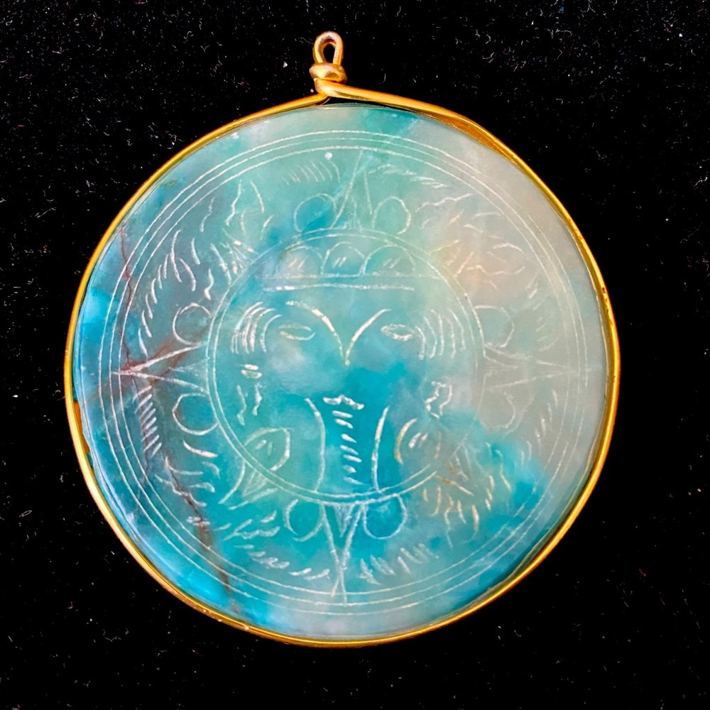 Vintage Aztec Sun God Etched Stone Pendant - Picture 6 of 6